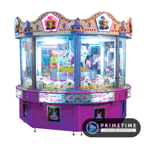 Moving Castle 8-player rotating crane machine by Smart Industries